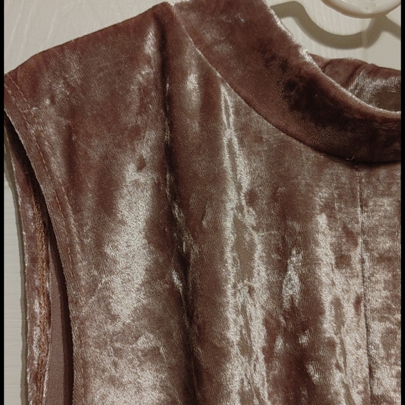 🤏 Snap Top - Picture 5 of 10